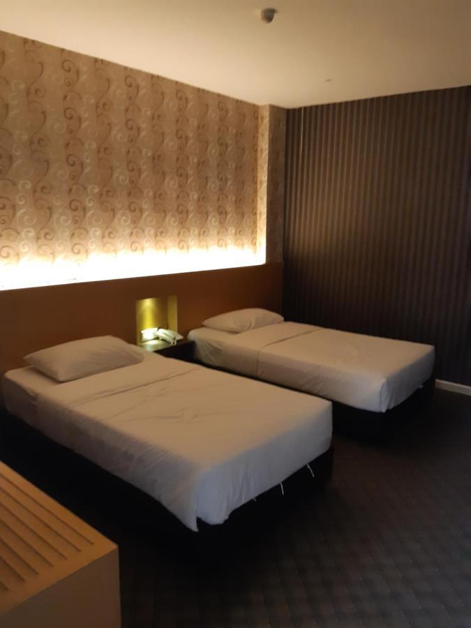 Grandeur Hotel And Spa Malacca Екстер'єр фото